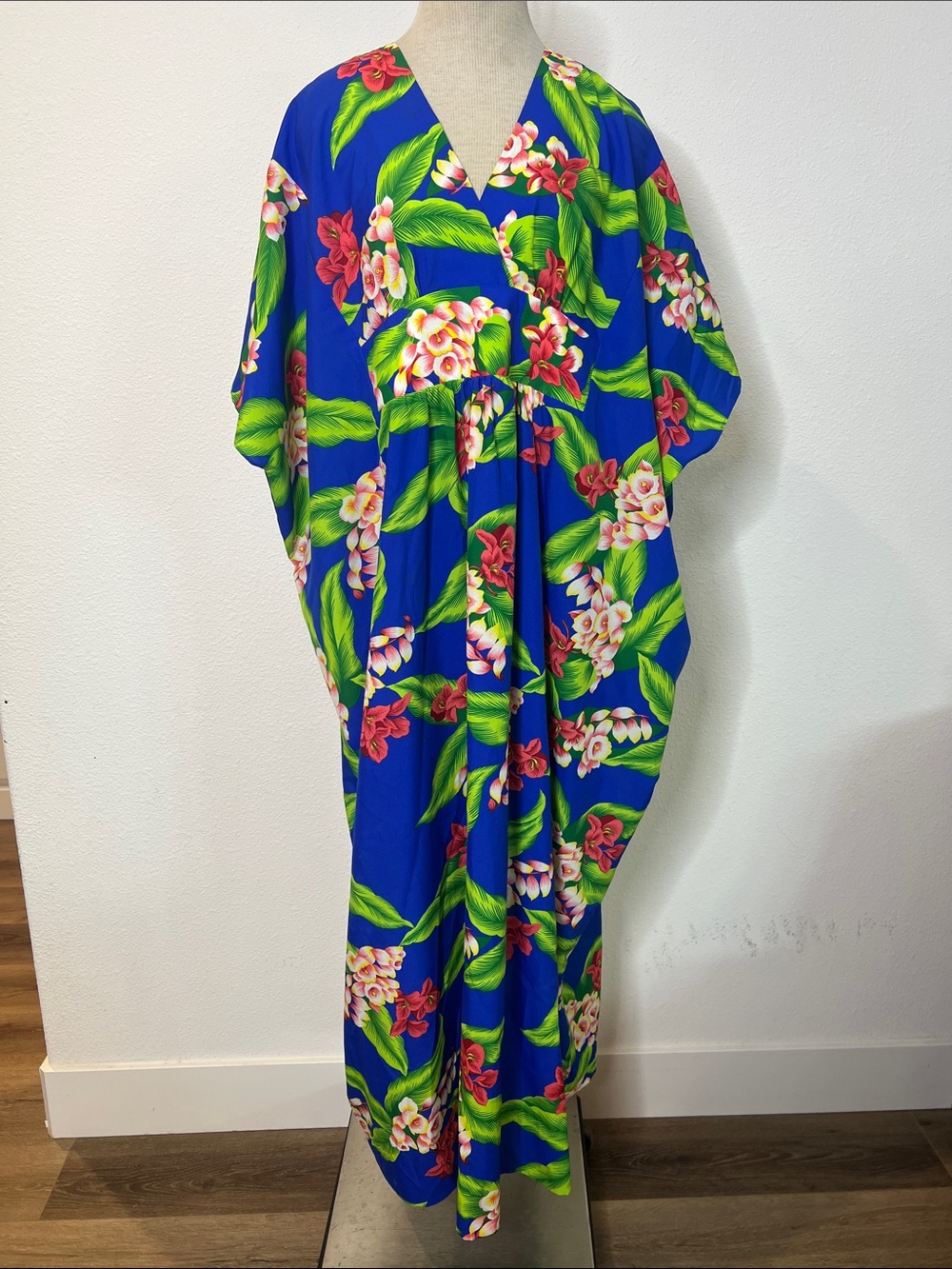 Hilo Hattie Blue Tropical Floral Mumu